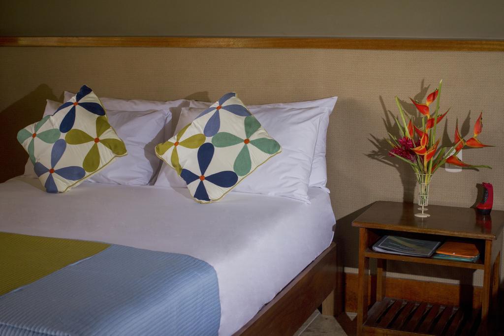 Heliconia Amazon River Lodge Франциско-де-Орельяна Экстерьер фото